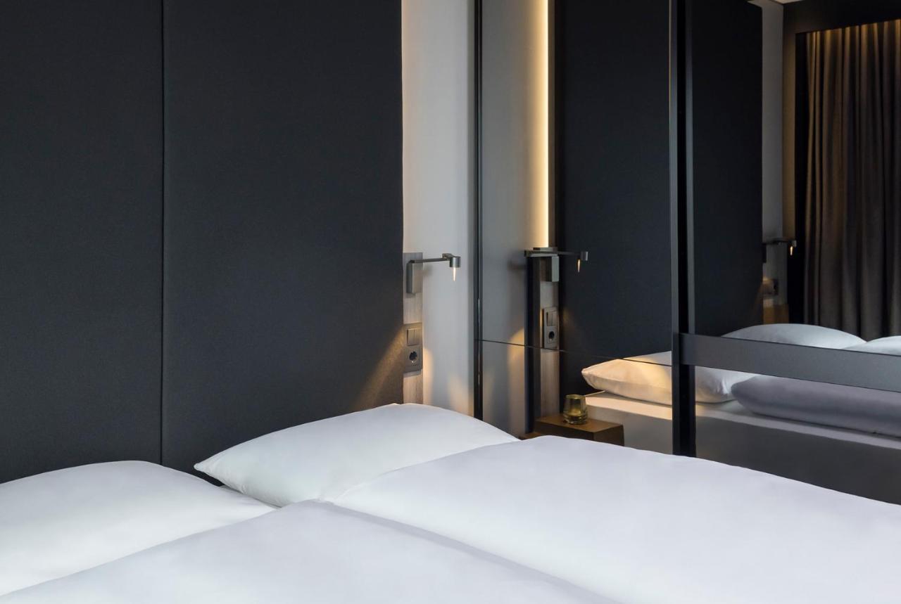 Amano East Side Отель 3*
